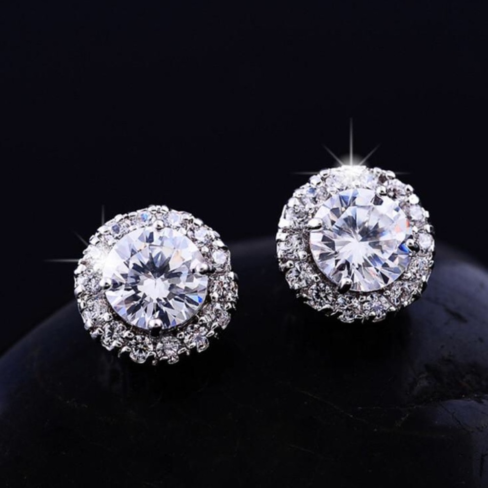 18K WHITE GLOLD PLATED ZIRCONIA EARRINGS - Picture 1 of 1